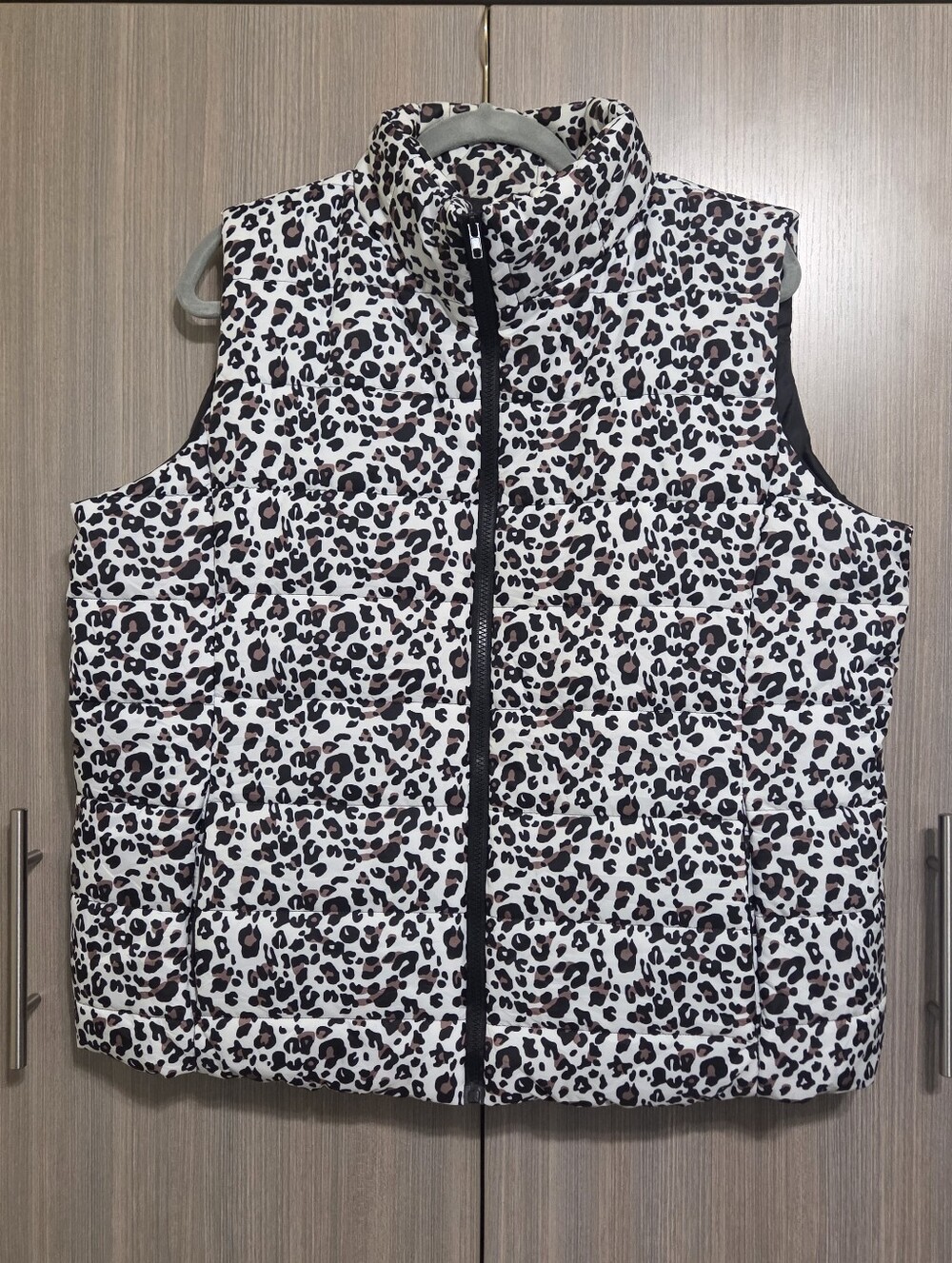 Fun & Stylish Leopard Print Puffer Vest